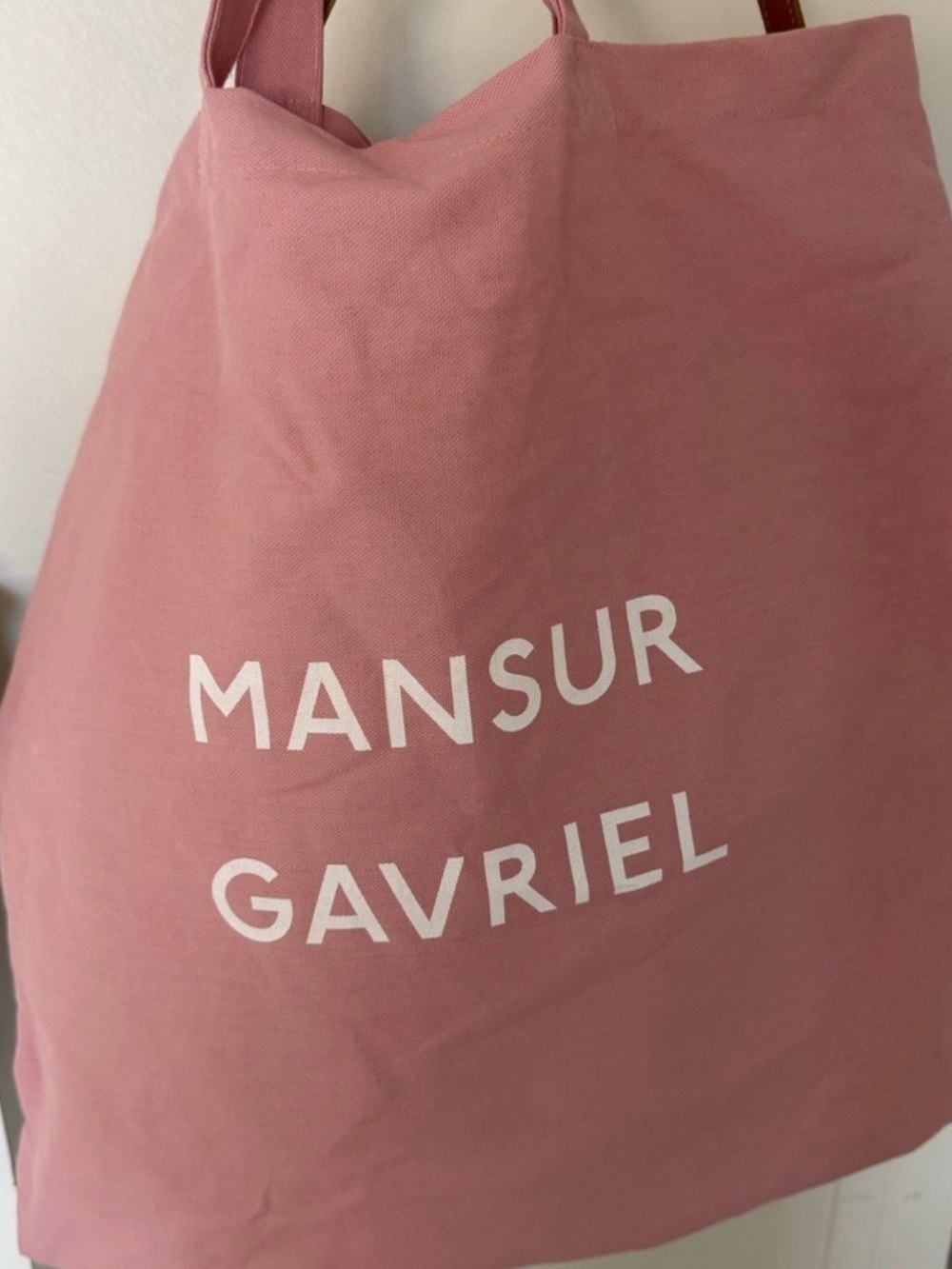 Brand New!! Mansur Gavriel Half Moon Suede Crossbody Bag in Caramel; NWT $695 - Picture 8 of 15